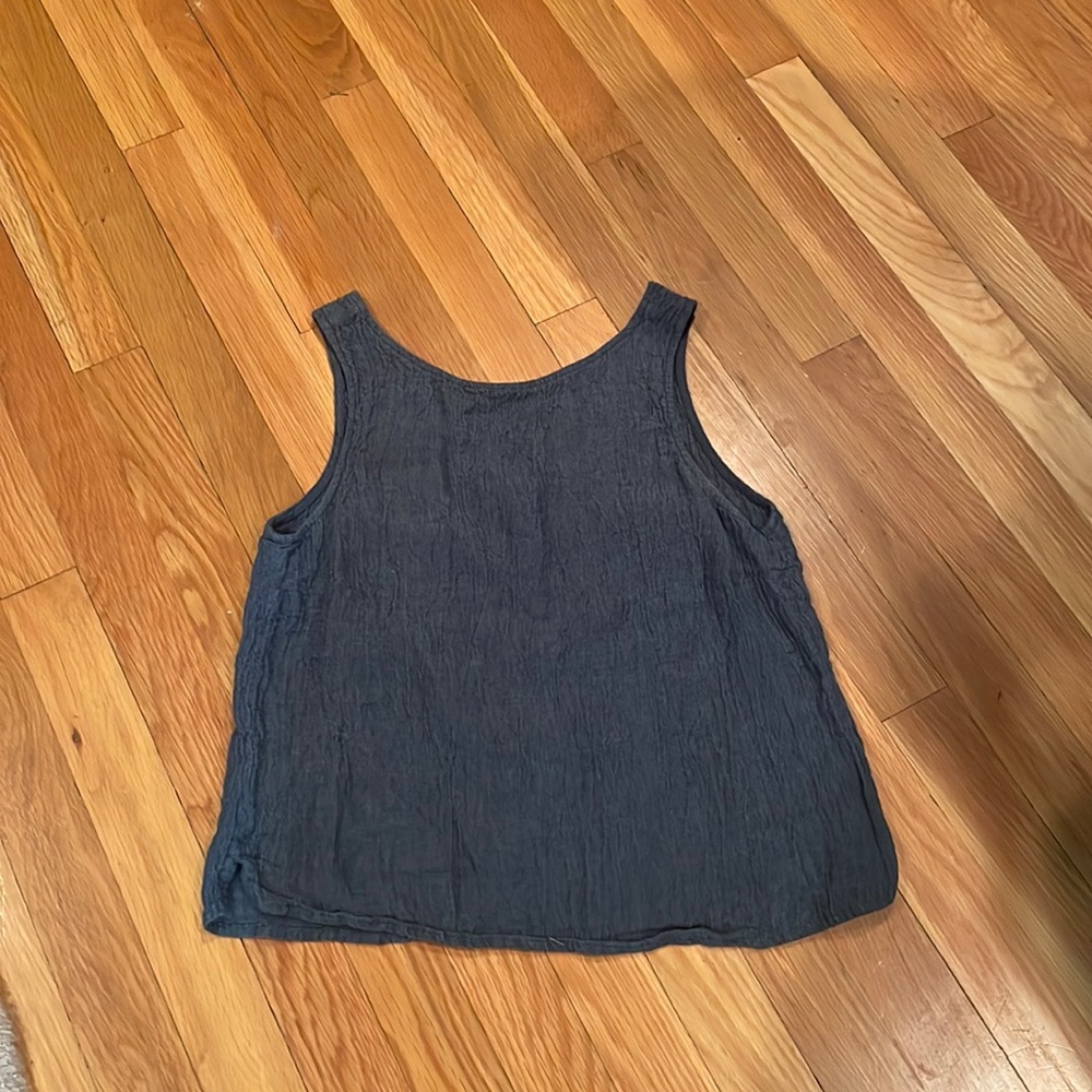 Esby Button-back Tank Top